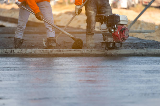 Best Concrete Driveway Installation in Mirrormont, WA