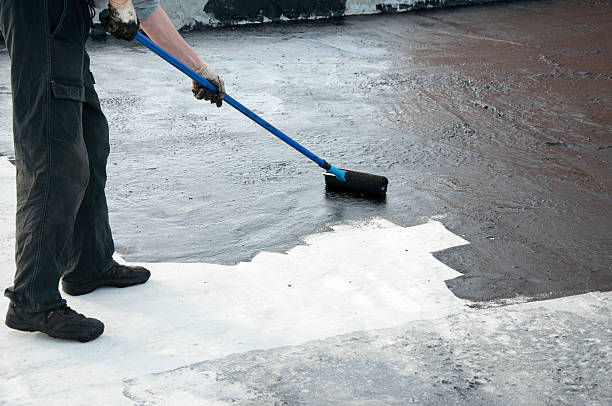 Best Concrete Sidewalk Installation in Mirrormont, WA